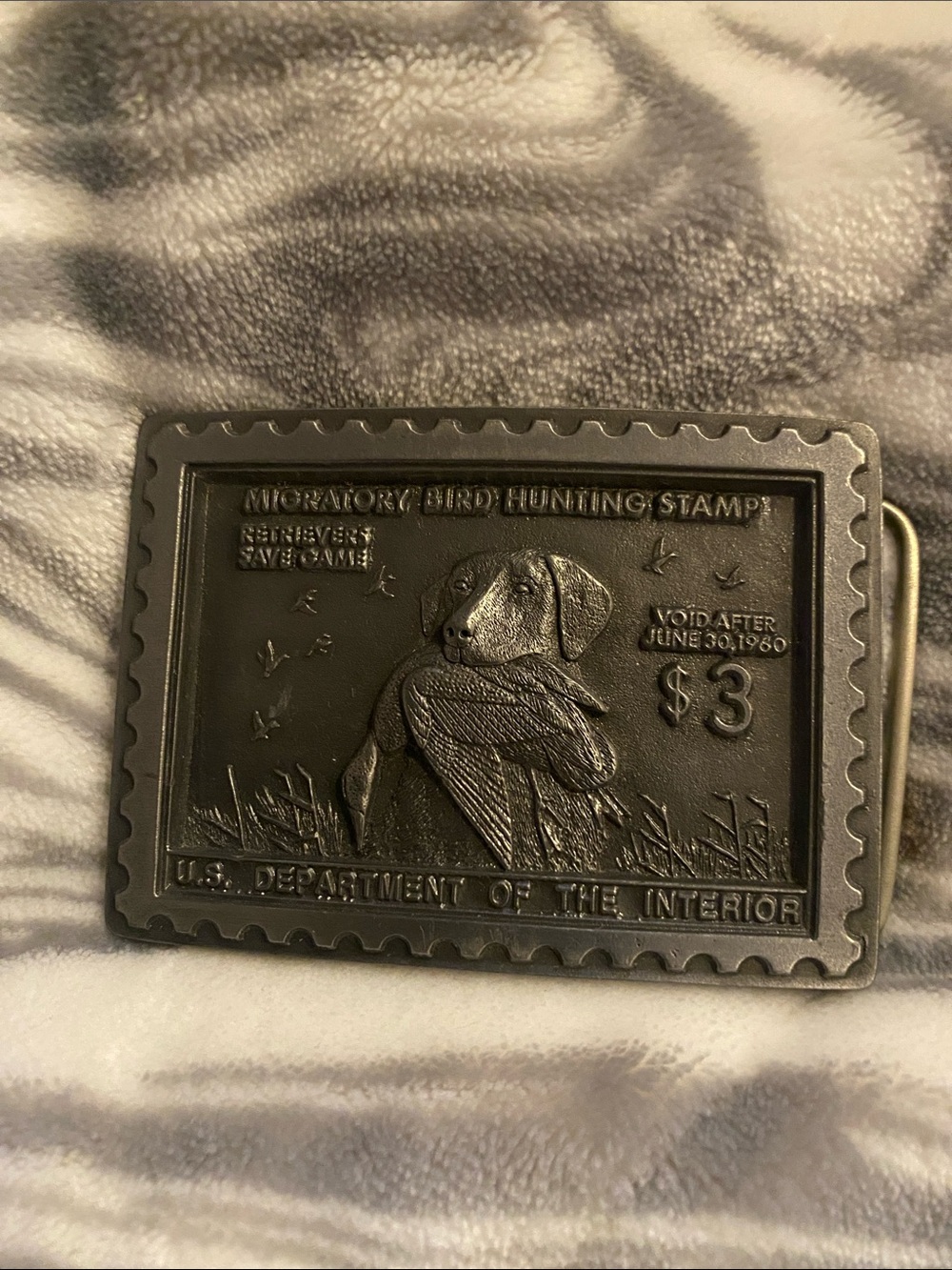 Vintage Stamp-Style Hunting Dog Belt Buckle in Antique Bronze S/N